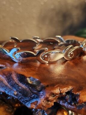 Sterling Silver Fish Link Bracelet, Vintage, Excellent Condition!
